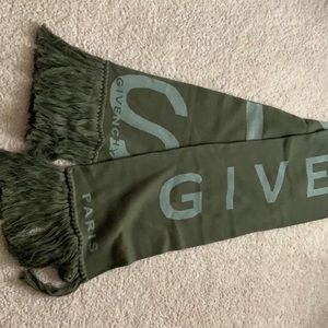 GIVENCHY Logo Fringe Trim Cotton Scarf
